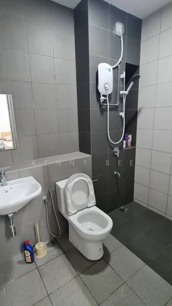 2-storey Terraced House for Rent in Seremban (Negeri Sembilan) - Kenny See - Bathroom - PropertyGuru.com.my