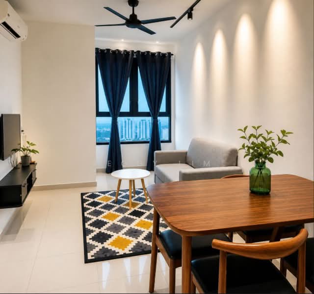 Servis Apartment untuk Disewa di BeCentral @ i-City - Peggy Lim - Living Room - PropertyGuru.com.my