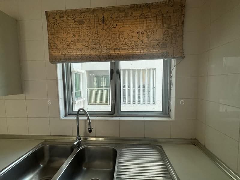 Service Residence for Sale at Kiara Designer Suites - Sonia Hartono - Kitchen - PropertyGuru.com.my