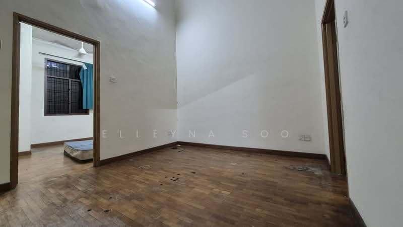 Rumah Teres 2 Tingkat untuk Disewa di Taman Dato' Chellam (Ulu Tiram) - Elleyna Soo - Interior - PropertyGuru.com.my