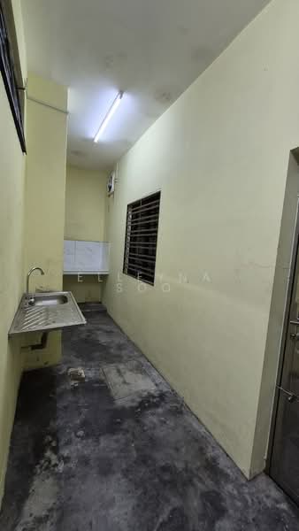 Rumah Teres 2 Tingkat untuk Disewa di Taman Dato' Chellam (Ulu Tiram) - Elleyna Soo - Interior - PropertyGuru.com.my
