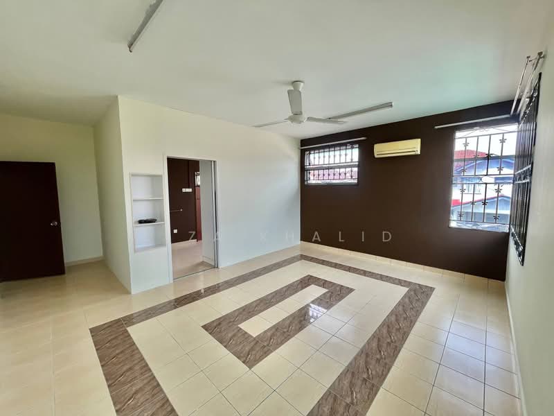 Semi-Detached House for Sale in Taman Kajang Impian (Kajang) - Liza Khalid - PropertyGuru.com.my
