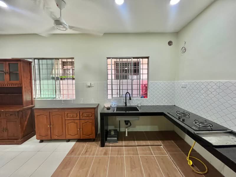 Semi-Detached House for Sale in Taman Kajang Impian (Kajang) - Liza Khalid - PropertyGuru.com.my