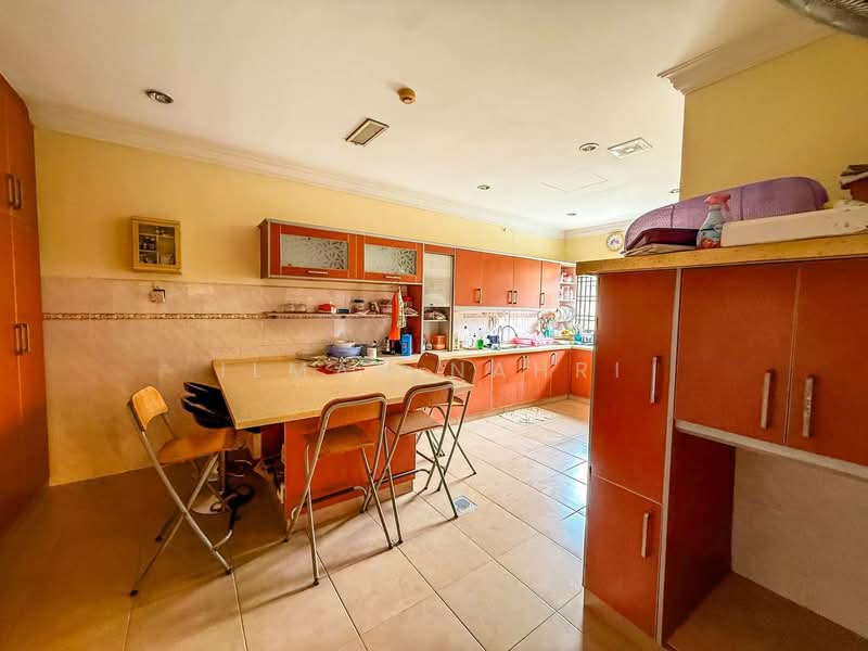 2-storey Terraced House for Sale in Seksyen 7 (Shah Alam) - Ilman Nahri - Kitchen - PropertyGuru.com.my