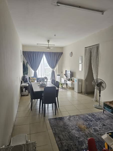 Kondominium untuk Dijual di Fortune Park (Suria Perdana) - Brandon Chin - Living Room - PropertyGuru.com.my