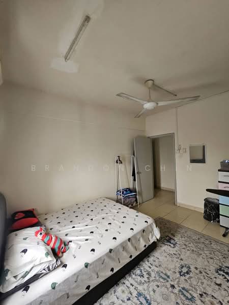 Kondominium untuk Dijual di Fortune Park (Suria Perdana) - Brandon Chin - Bedroom - PropertyGuru.com.my