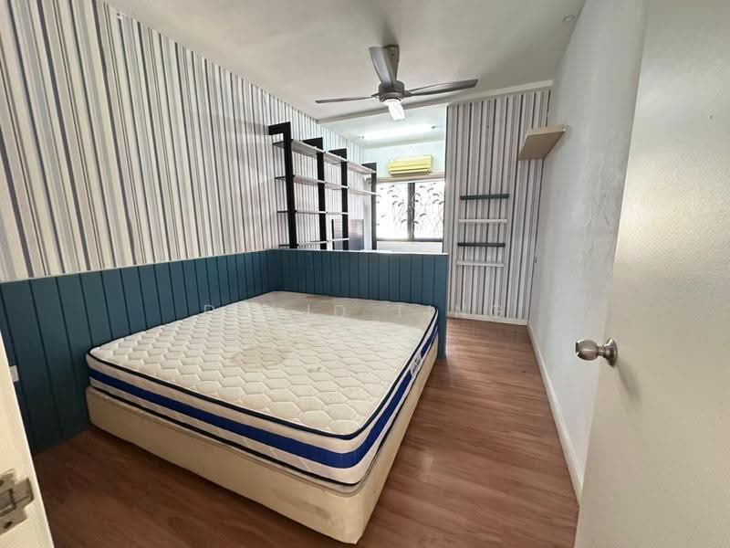 Rumah Teres 3-Tingkat untuk Dijual di Lake Fields (Sungai Besi) - David Ting - Bedroom - PropertyGuru.com.my