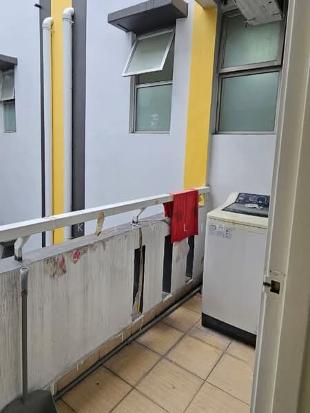 Apartment for Rent at Bayu Puteri 3 - Kelly Lim - Balcony - PropertyGuru.com.my