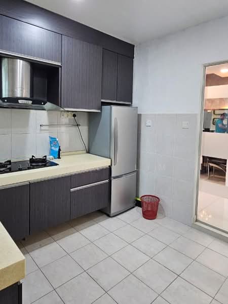 Apartment for Rent at Bayu Puteri 3 - Kelly Lim - Kitchen - PropertyGuru.com.my