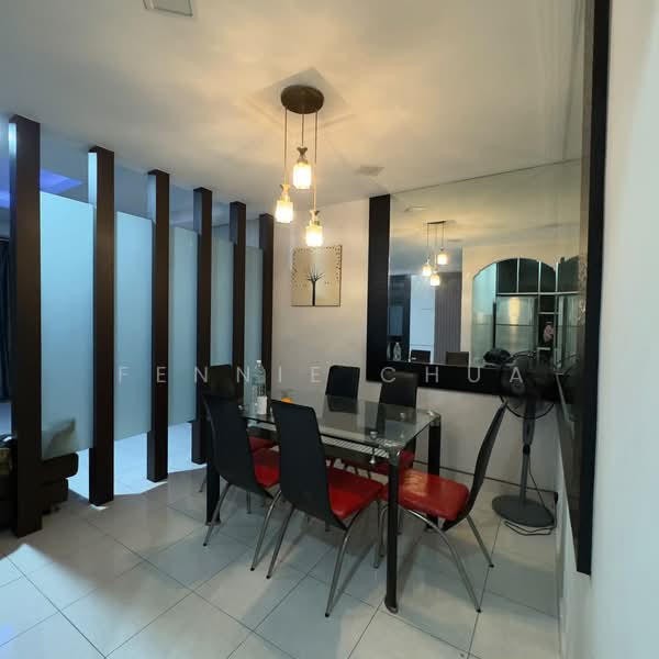 2-storey Terraced House for Rent in Johor Bahru (Johor) - Fennie Chua - Dining Room - PropertyGuru.com.my