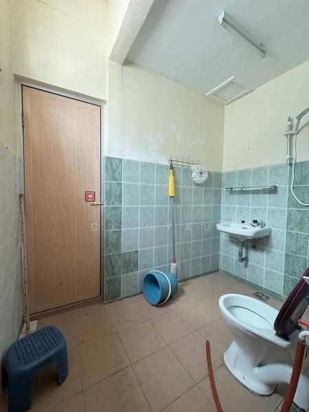 Rumah Teres 2 Tingkat untuk Disewa di Ipoh (Perak) - Ck Nyau - Bathroom - PropertyGuru.com.my