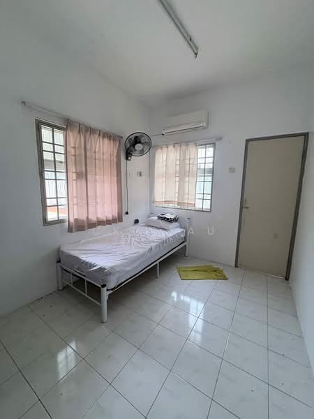 Rumah Teres 2 Tingkat untuk Disewa di Ipoh (Perak) - Ck Nyau - Bedroom - PropertyGuru.com.my