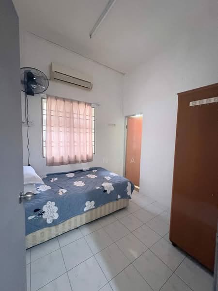 Rumah Teres 2 Tingkat untuk Disewa di Ipoh (Perak) - Ck Nyau - Bedroom - PropertyGuru.com.my