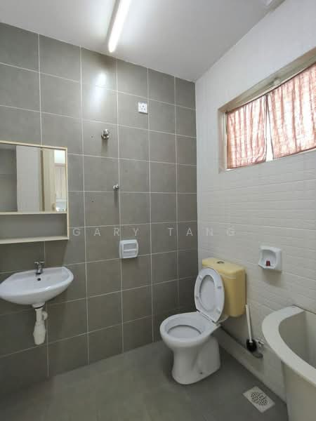 Rumah Teres 2 Tingkat untuk Dijual di Station 18 (Ipoh) - Gary Tang - Bathroom - PropertyGuru.com.my