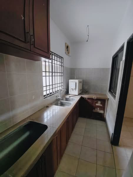 Rumah Teres 2 Tingkat untuk Dijual di Taman Idaman (Simpang Ampat) - Fish Ling - Kitchen - PropertyGuru.com.my