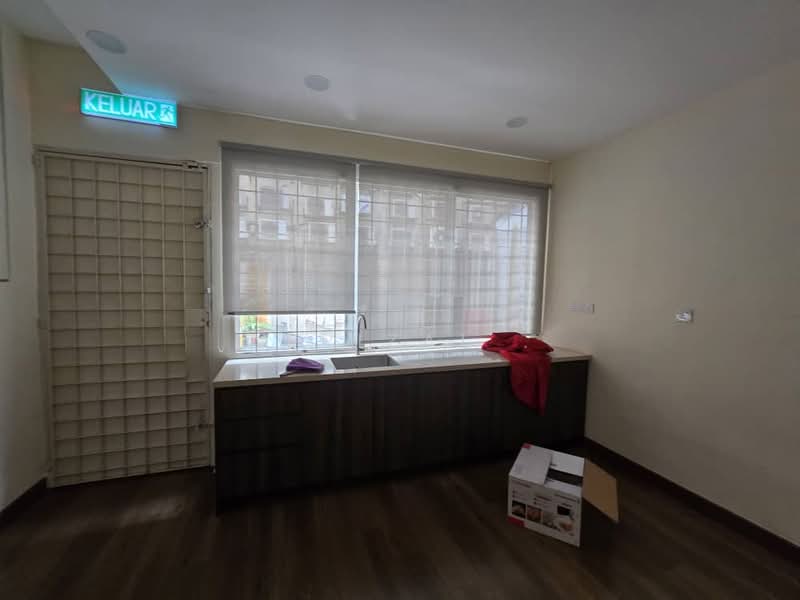 Shop / Office for Rent in Petaling Jaya (Selangor) - Afrizal . - PropertyGuru.com.my