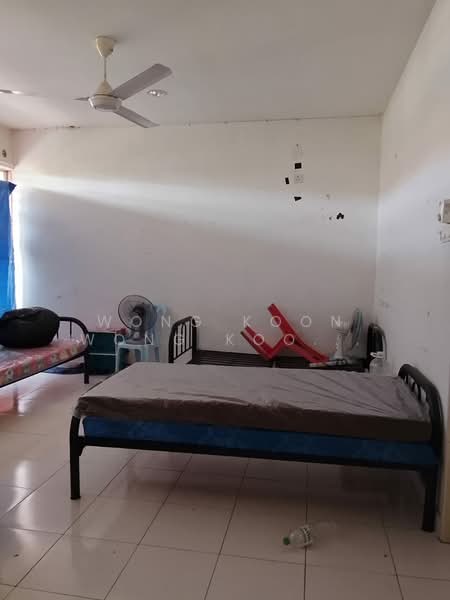 2-storey Terraced House for Sale in Bandar Tasik Kesuma (Beranang) - Wong Koon Wong Koon Weng - Bedroom - PropertyGuru.com.my