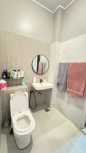 Rumah Teres 2 Tingkat untuk Dijual di Usj 4 (Subang Jaya) - Baljeet Singh - Bathroom - PropertyGuru.com.my