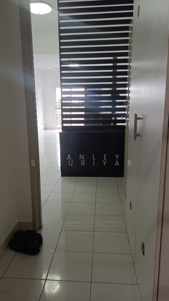 Pangsapuri untuk Dijual di Anggerik Villa 2 - Stanley Savuriyar - Interior - PropertyGuru.com.my