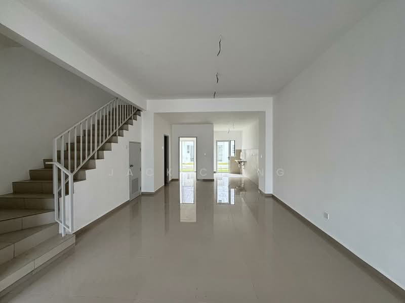 Rumah Teres 2 Tingkat untuk Dijual di Bandar Tasik Puteri (Rawang) - Jack Cheng - Living Room - PropertyGuru.com.my