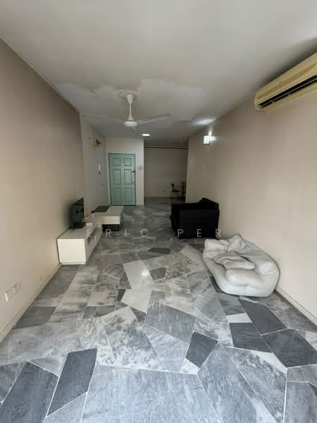 Apartment for Rent at Sri Intan 1 - Eric Per - Living Room - PropertyGuru.com.my