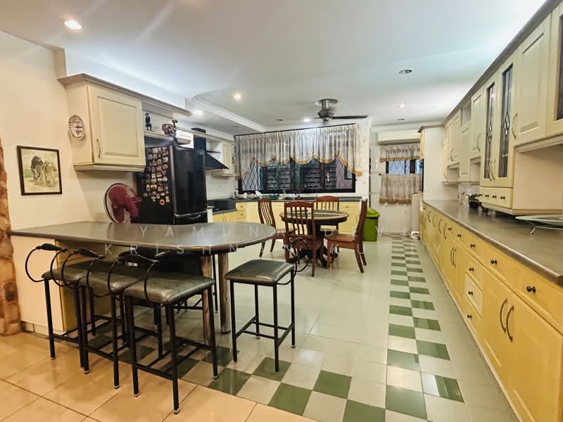 Semi-Detached House for Sale in SS14 (Subang Jaya) - Yamuna Devi Krishnan Kutty - Dry kitchen - PropertyGuru.com.my