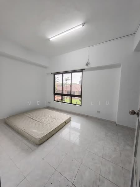 Condominium for Sale at Selat Horizon Condominium - Mei Yee Liu - Bedroom - PropertyGuru.com.my