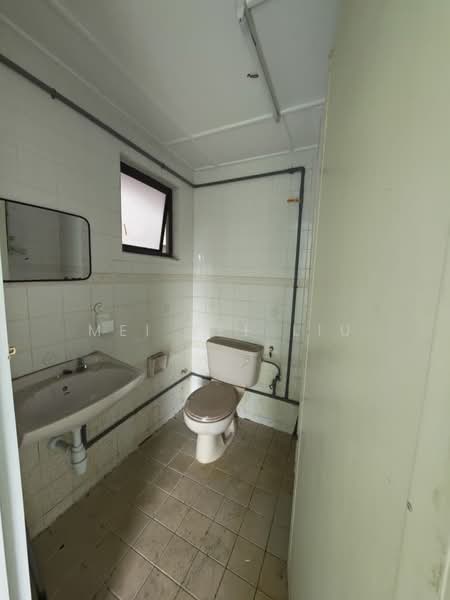 Condominium for Sale at Selat Horizon Condominium - Mei Yee Liu - Bathroom - PropertyGuru.com.my