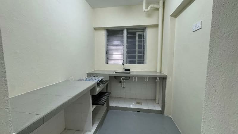 Pangsapuri untuk Disewa di Taman Seri Hijau - Louis Chuah - Kitchen - PropertyGuru.com.my