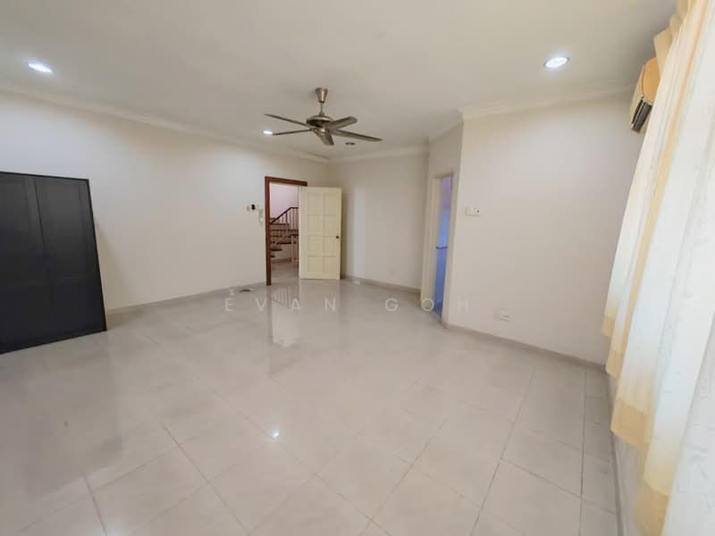 2.5-storey Terraced House for Sale in Taman Meranti Jaya (Puchong) - Evan Goh - Living Room - PropertyGuru.com.my