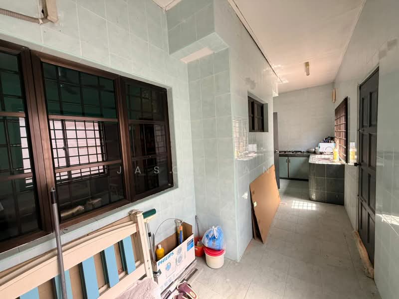 2-storey Terraced House for Sale in Taman Desa Tebrau (Tebrau) - Jason Tan - Kitchen - PropertyGuru.com.my