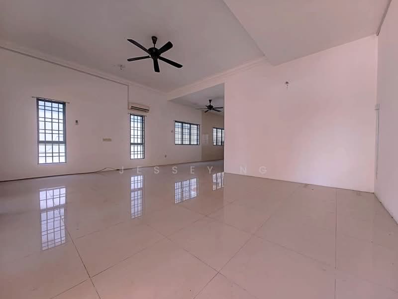 2-storey Terraced House for Sale in Bercham (Ipoh) - Jessey Ng - Living Room - PropertyGuru.com.my