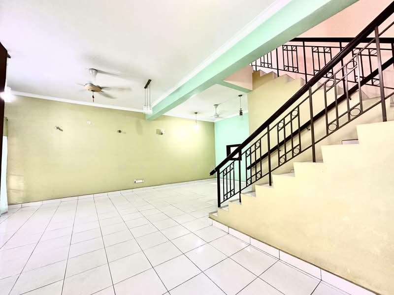 Rumah Teres untuk Dijual di Cheras (Selangor) - Mahirah . - Living Room - PropertyGuru.com.my