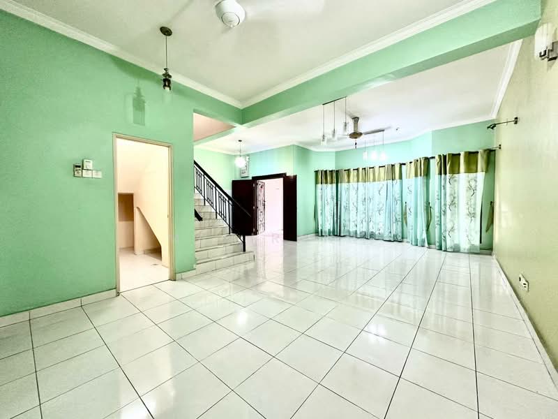 Rumah Teres untuk Dijual di Cheras (Selangor) - Mahirah . - Living Room - PropertyGuru.com.my