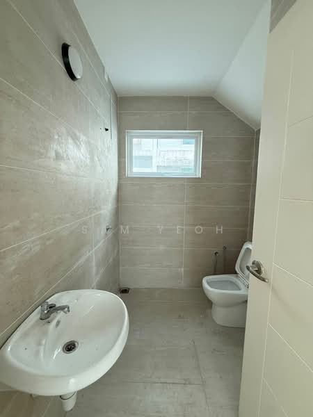 Bungalow for Sale in Bukit Gambier (Gelugor) - Sam Yeoh - Bathroom - PropertyGuru.com.my