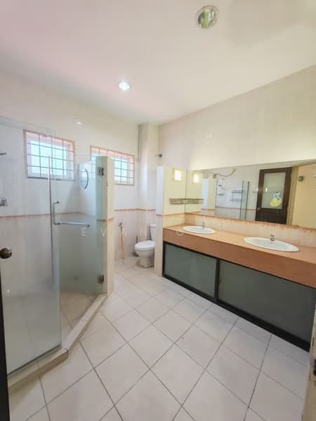 2.5-storey Terraced House for Sale in Taman Meranti Jaya (Puchong) - Evan Goh - Bathroom - PropertyGuru.com.my