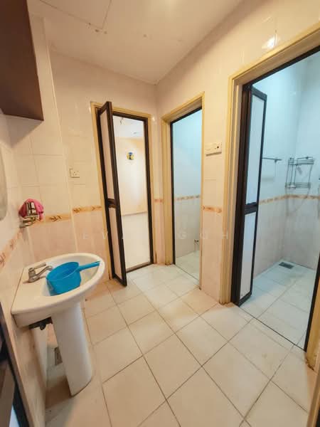 2.5-storey Terraced House for Sale in Taman Meranti Jaya (Puchong) - Evan Goh - Bathroom - PropertyGuru.com.my