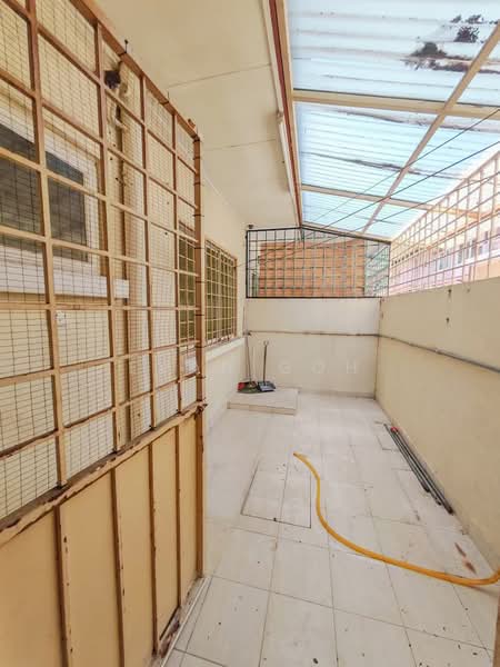 2.5-storey Terraced House for Sale in Taman Meranti Jaya (Puchong) - Evan Goh - Balcony - PropertyGuru.com.my