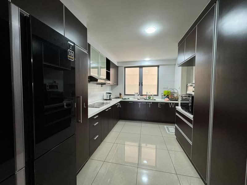 Pangsapuri untuk Dijual di Molek Pine 3 - Lilara Tiew - PropertyGuru.com.my
