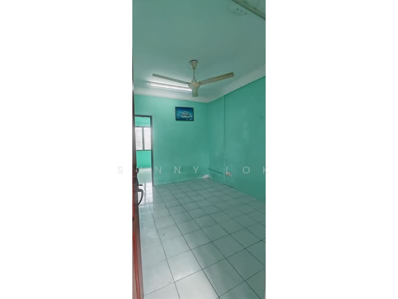 Rumah Flat untuk Disewa di Taman Jubilee Phase 4 - Sunny Lok - Interior - PropertyGuru.com.my