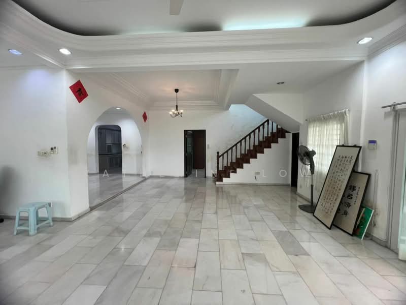 Banglo Komersial untuk Disewa di Taman Pelangi (Johor Bahru) - Katherine Low - Living Room - PropertyGuru.com.my
