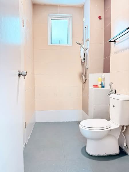 Servis Apartment untuk Disewa di Centra Residences - Ken Sim - PropertyGuru.com.my