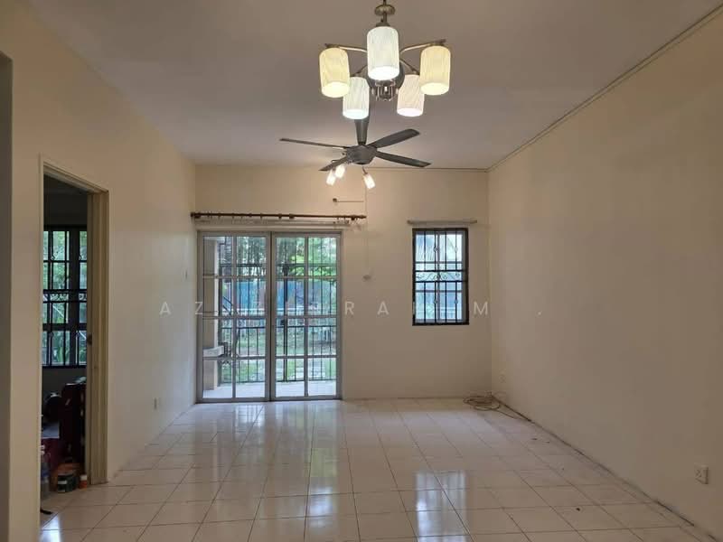 2-storey Terraced House for Sale in Putrajaya (Putrajaya) - Azizirrahim . - Living Room - PropertyGuru.com.my