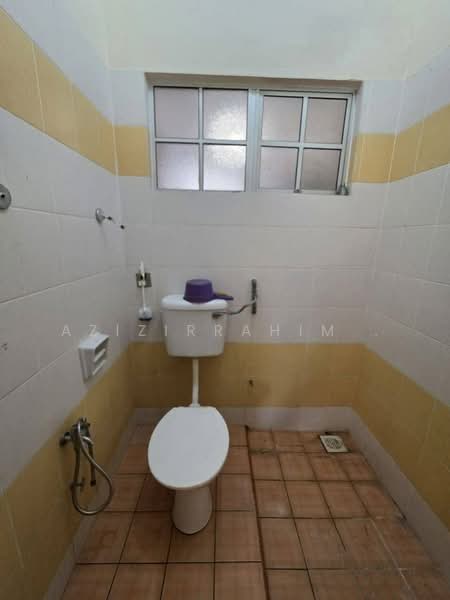 2-storey Terraced House for Sale in Putrajaya (Putrajaya) - Azizirrahim . - Bathroom - PropertyGuru.com.my