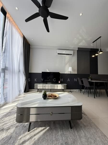 Servis Apartment untuk Disewa di Majestic Residence - Sky Chan - Living Room - PropertyGuru.com.my