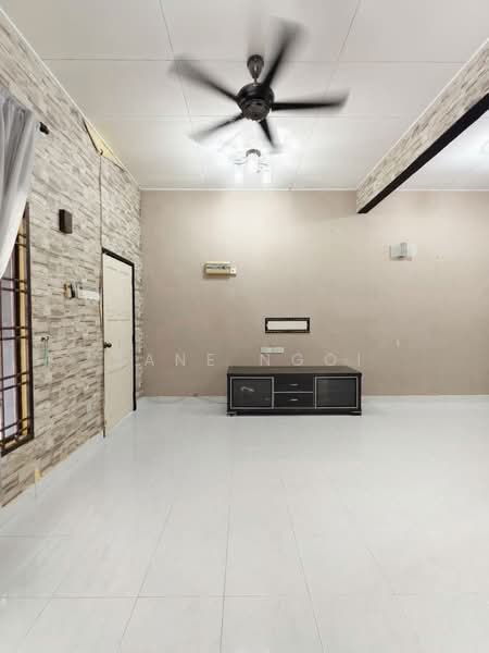1-storey Terraced House for Sale in Taman Seri Austin (Tebrau) - Jane Ngoi - Living Room - PropertyGuru.com.my