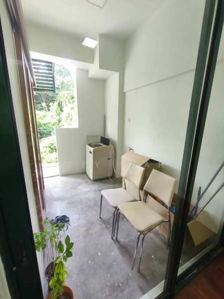 Kondominium untuk Disewa di 10 Semantan Suites - Joey Siah - Balcony - PropertyGuru.com.my