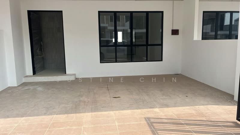 Rumah Teres 2 Tingkat untuk Dijual di Ipoh (Perak) - Justine Chin - Entrance - PropertyGuru.com.my
