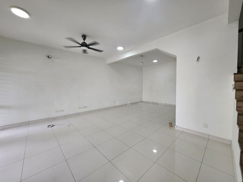 2-storey Terraced House for Sale in Presint 11 (Putrajaya) - Azizirrahim . - Living Room - PropertyGuru.com.my