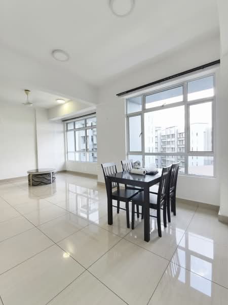 Pangsapuri untuk Disewa di Midori Green (Pangsapuri Hijauan) - Jane Ngoi - Living Room - PropertyGuru.com.my